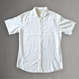 Weatherproof Vintage Men’s Short Sleeve Linen Button Down Shirt — Size M